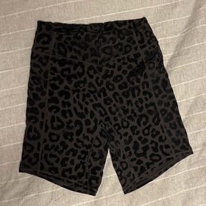 Balance Athletica Lux Rider Short - Panther - Large